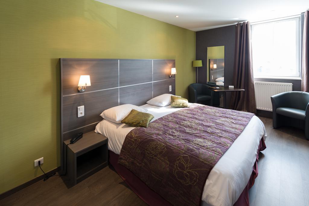 Hotel Saint-Pierre Pontarlier Værelse billede