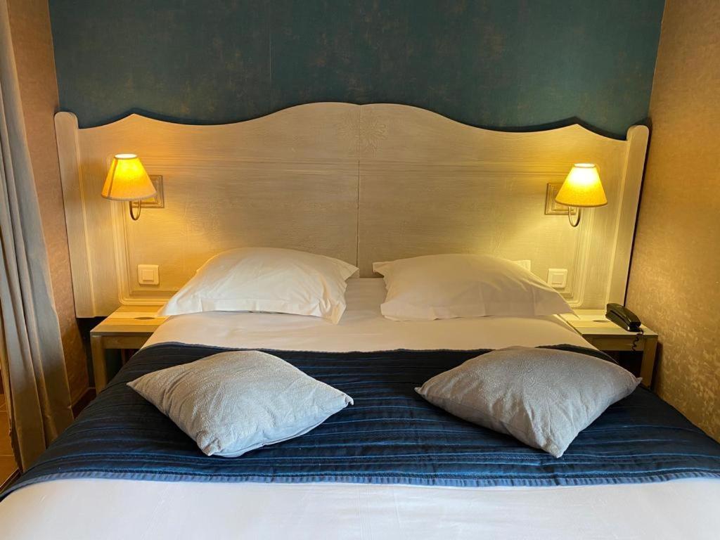 Hotel Saint-Pierre Pontarlier Eksteriør billede