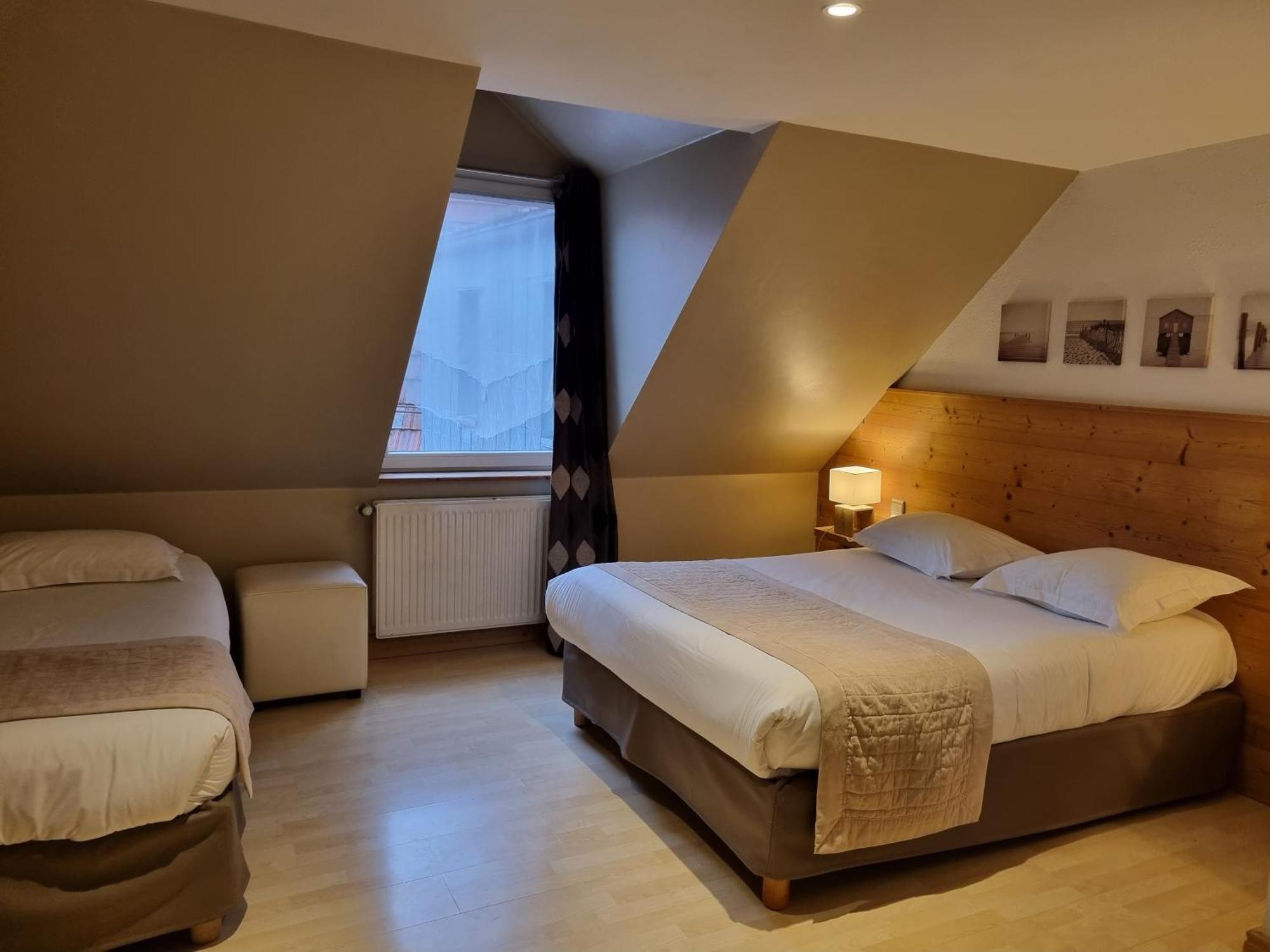 Hotel Saint-Pierre Pontarlier Eksteriør billede