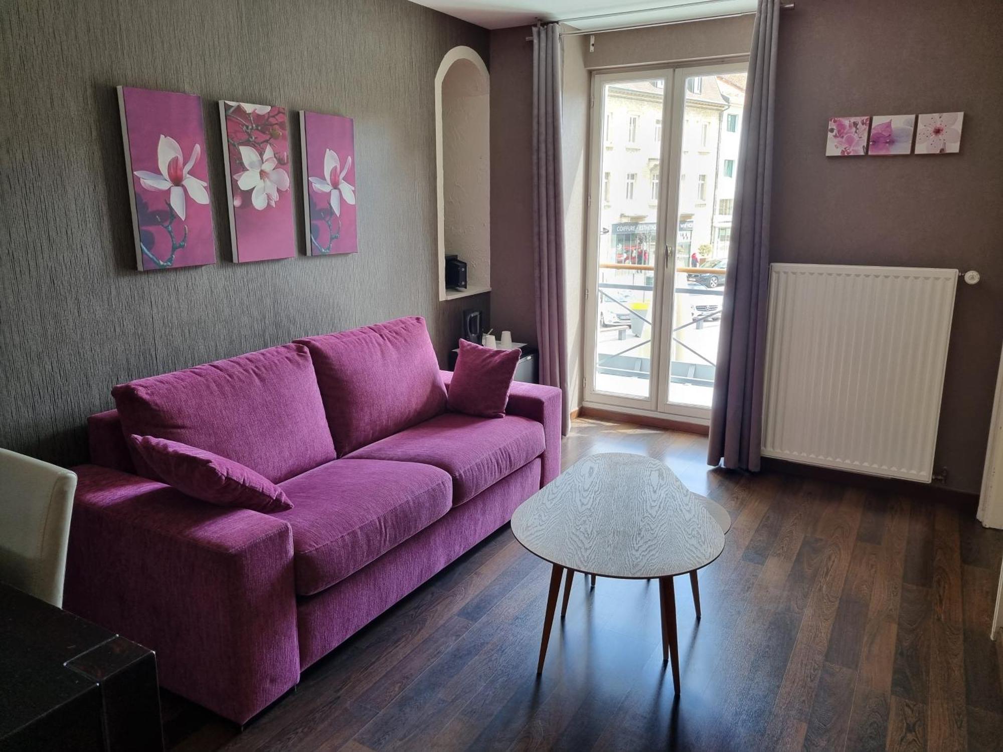 Hotel Saint-Pierre Pontarlier Eksteriør billede