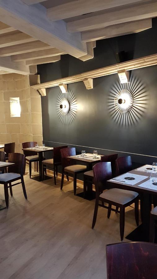 Hotel Saint-Pierre Pontarlier Eksteriør billede